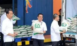 Bansos Beras dalam Kontroversi Politik: Jokowi Tak Menjamin Kelanjutannya